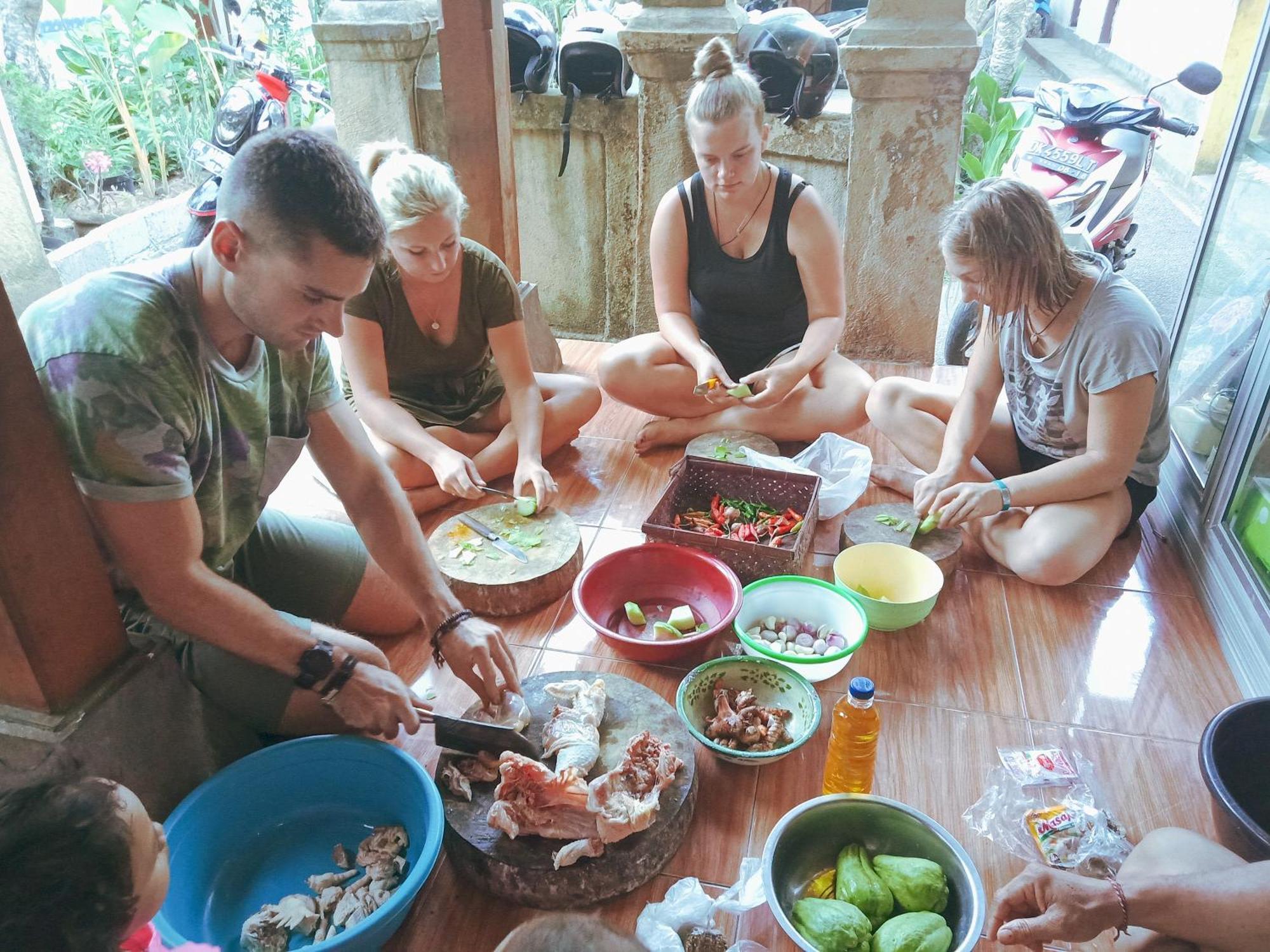 Lionk Bali House Bed and Breakfast Ubud Buitenkant foto