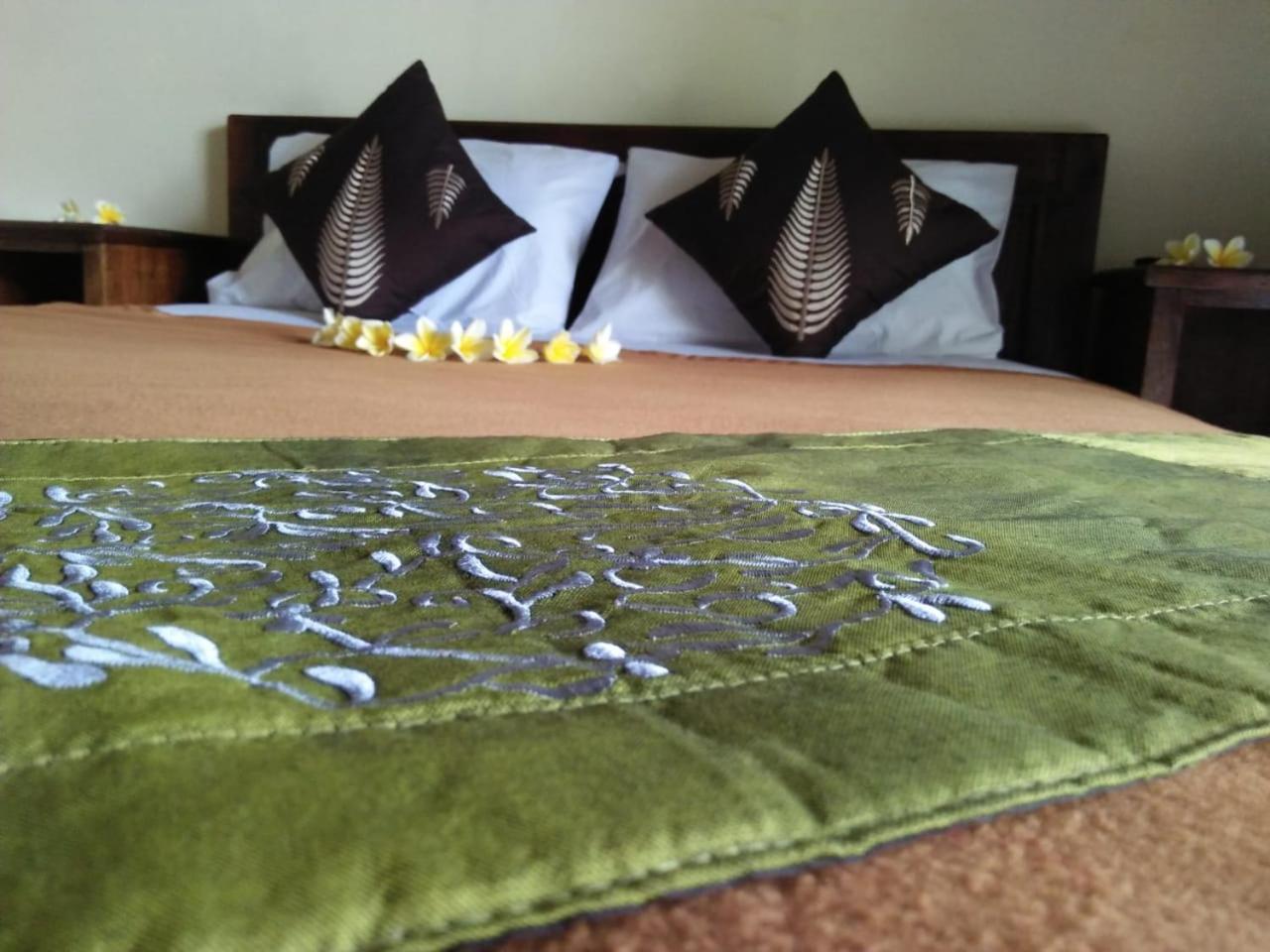 Lionk Bali House Bed and Breakfast Ubud Buitenkant foto