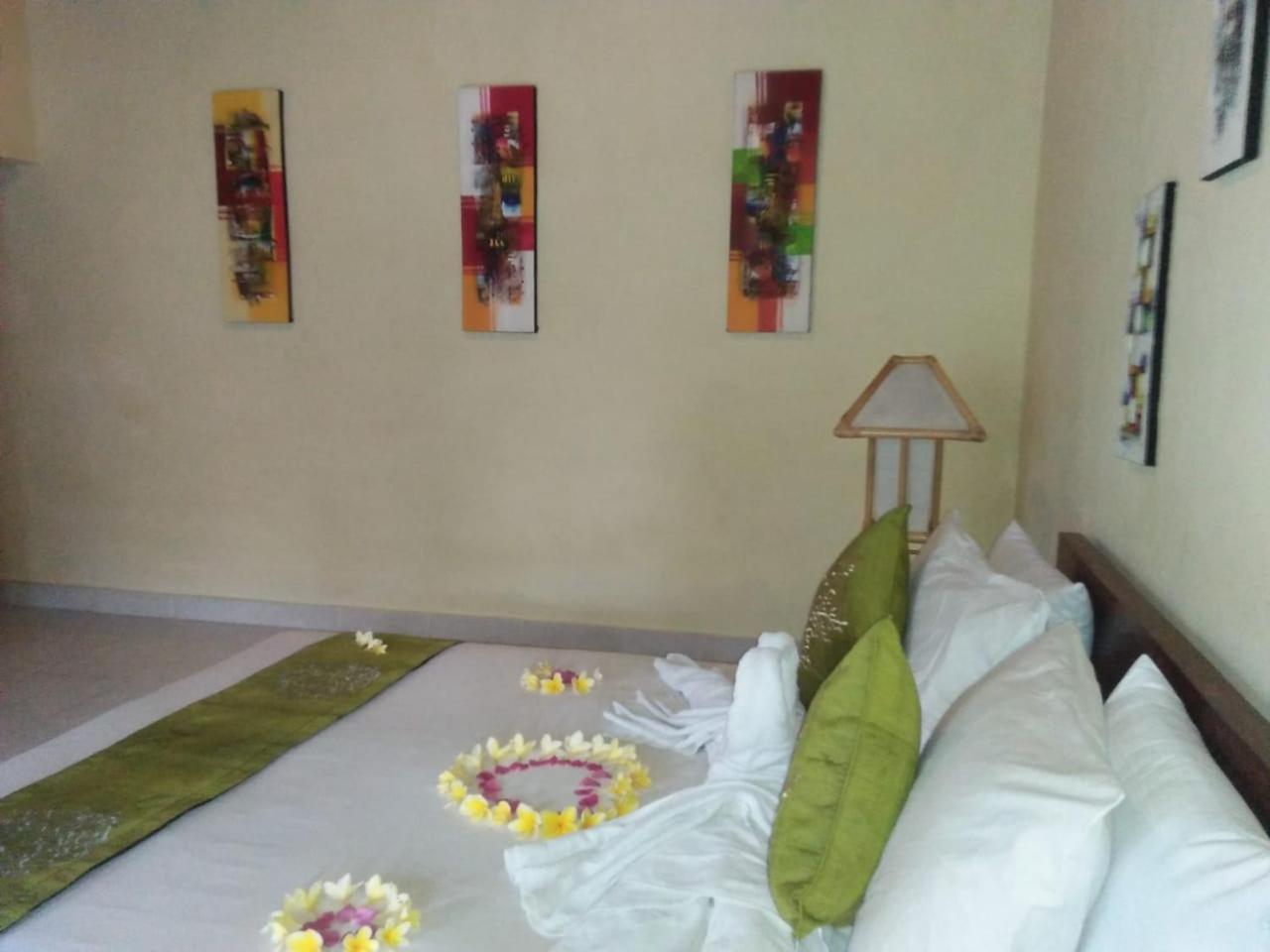 Lionk Bali House Bed and Breakfast Ubud Buitenkant foto