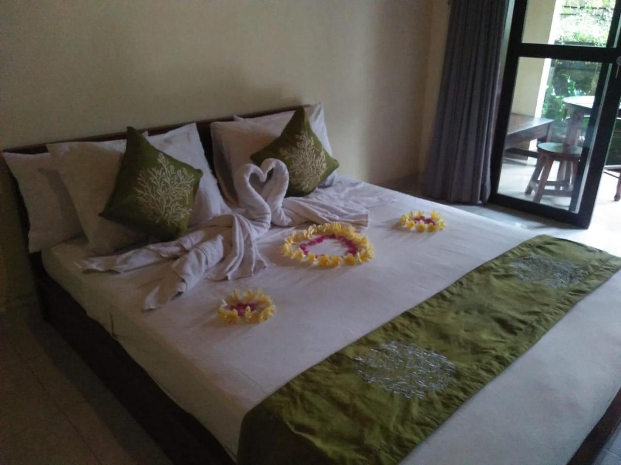Lionk Bali House Bed and Breakfast Ubud Buitenkant foto