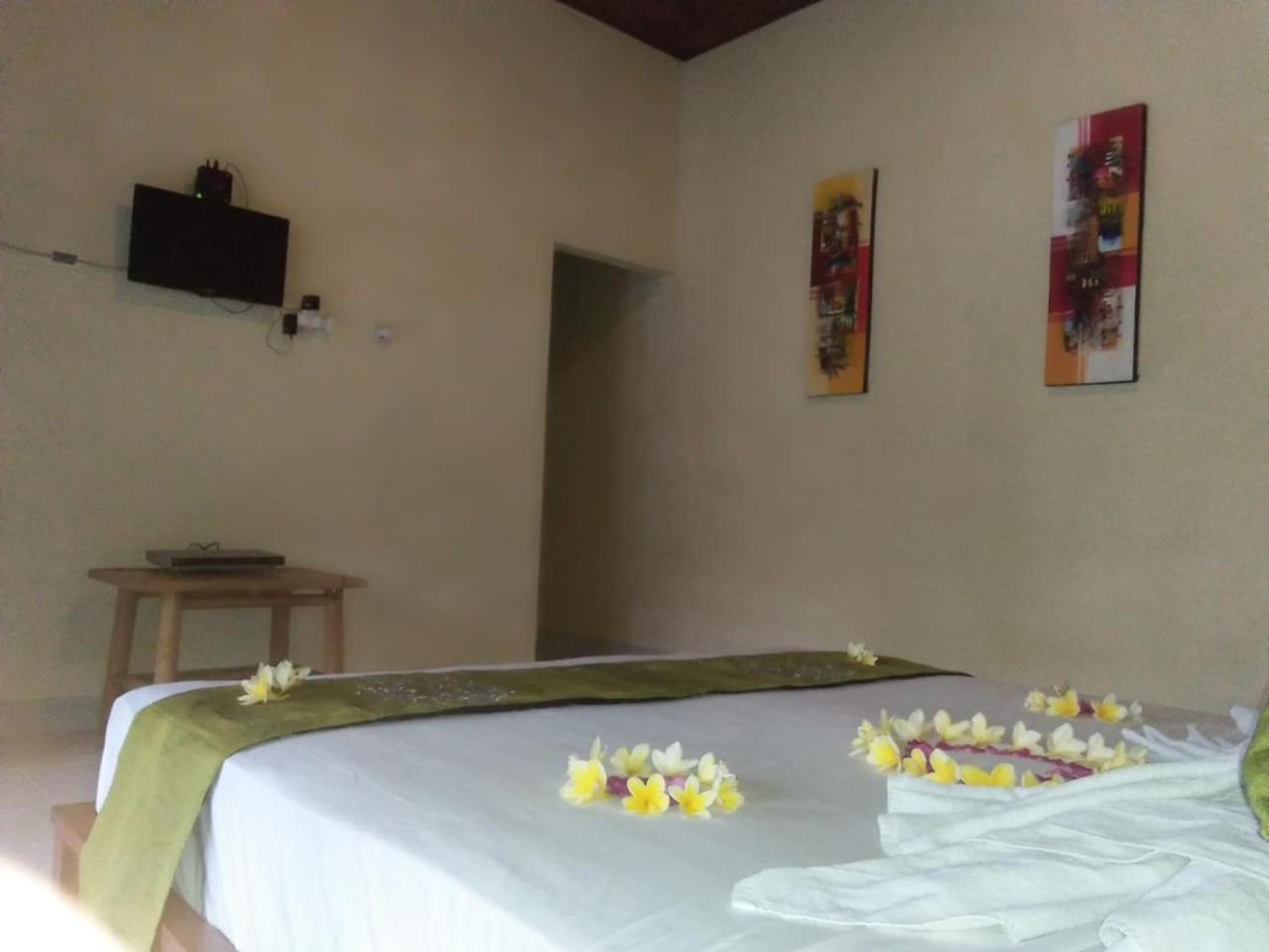 Lionk Bali House Bed and Breakfast Ubud Buitenkant foto